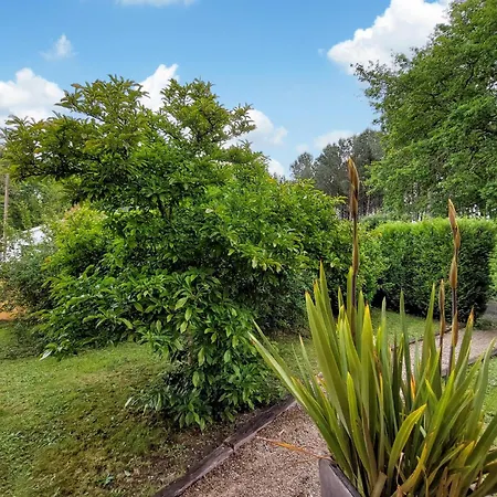 Holiday home Amazing In With Kitchen Le Temple (Gironde)